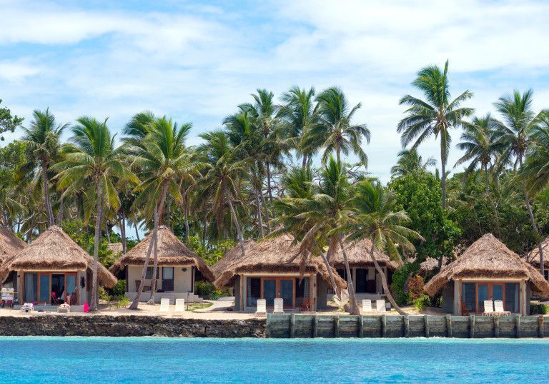 castaway-700-alojam-1
